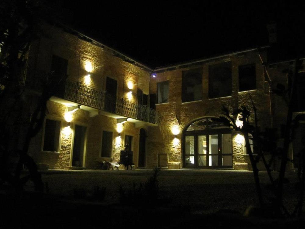 Dimora Cortese Castagnole delle Lanze ภายนอก รูปภาพ